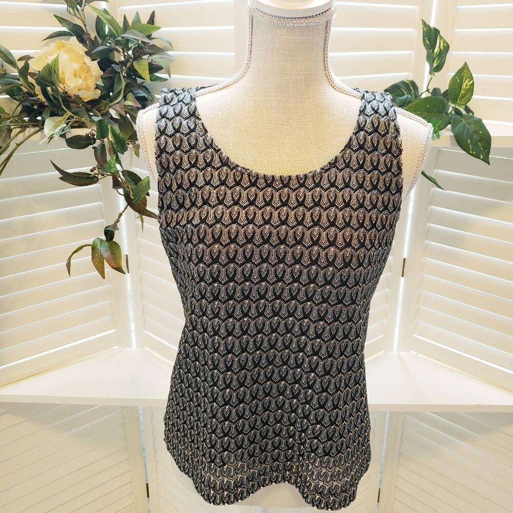 CHICOS EASYWEAR GEOMETRIC BLACK/GRAY TANK SIZE 1(SMALL)